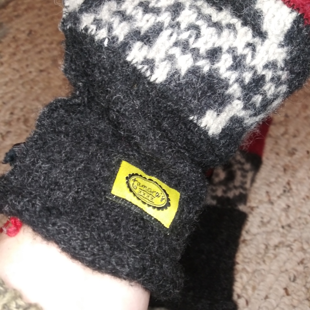 Tamara's Red Black/White Felted Sweater Fingerless Handmade Farmcore Gloves - Picture 5 of 8